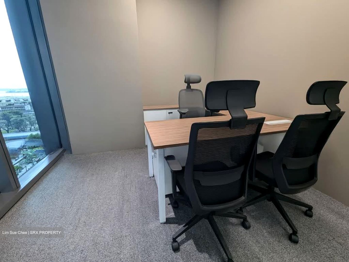 Oue Downtown (D1), Office #526775801